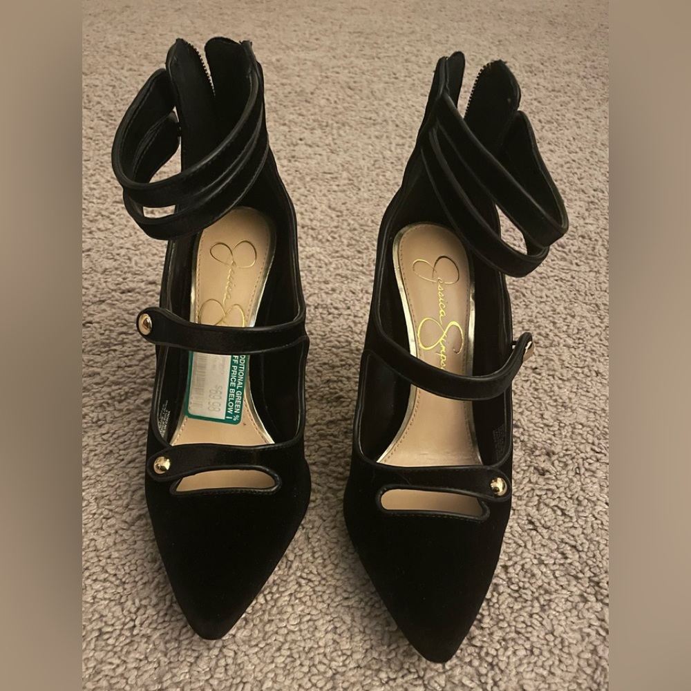 Jessica Simpson Suede Pumps🌺